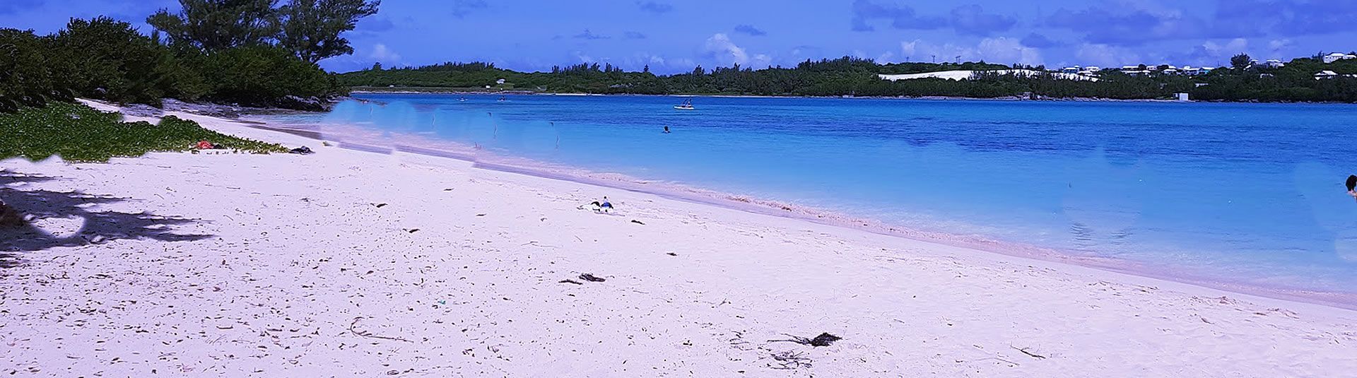 Family friendly beaches in Bermuda