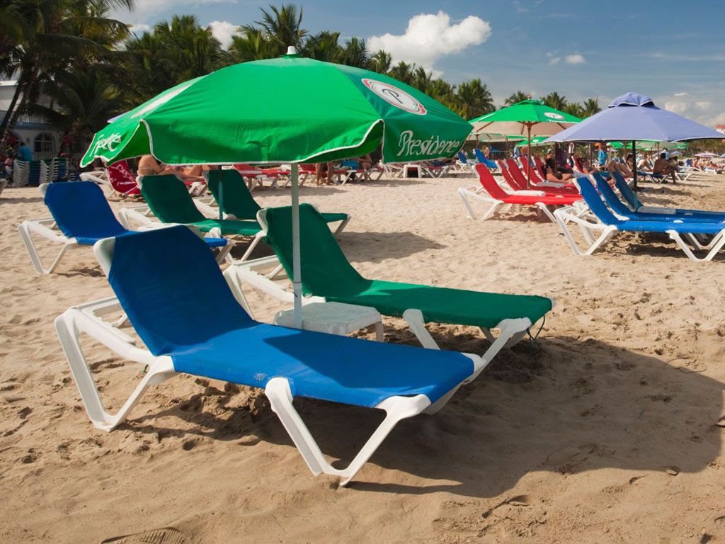 Cabarete Beach - 1 Umbrella 2 Beach Chair rentals