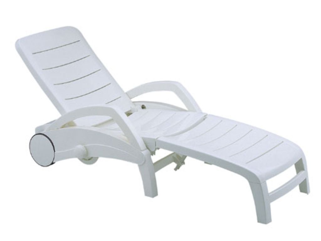 Plage du bourg de Sainte-Anne - 1 Beach Lounge Chair rentals