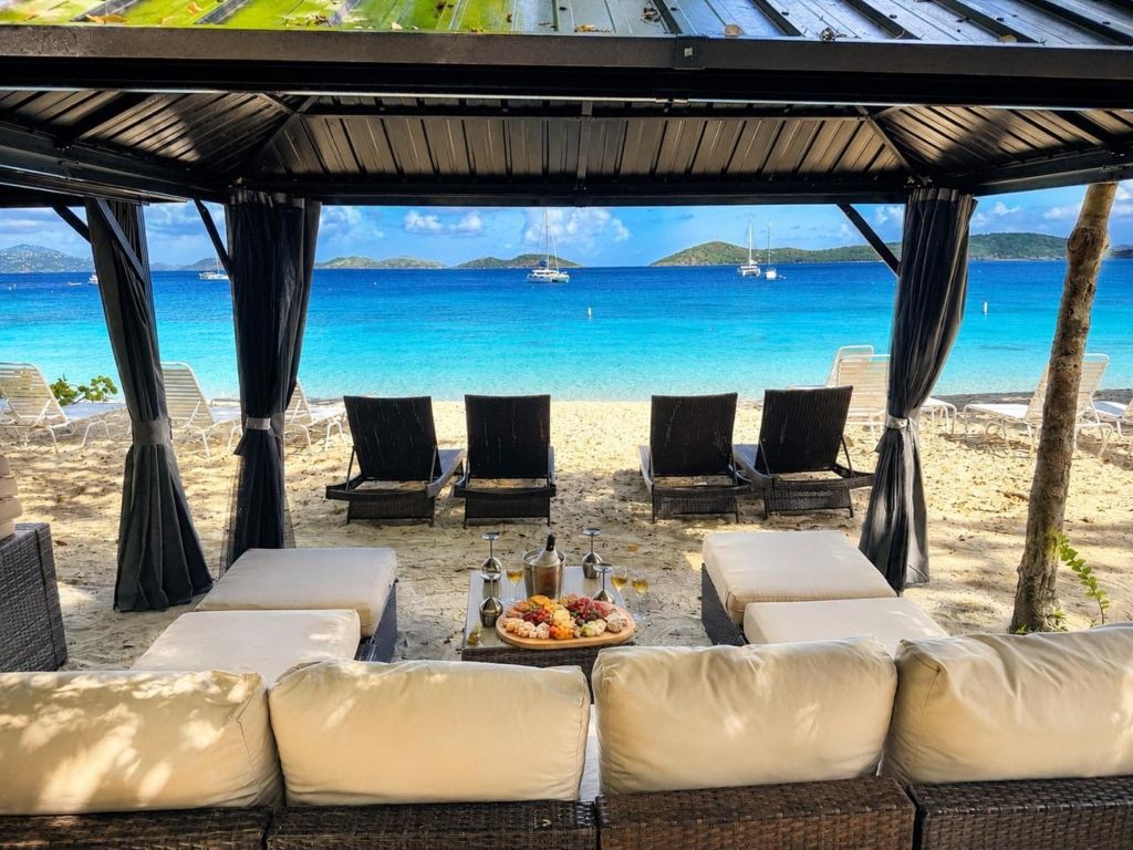 Honeymoon Beach  - Beach Cabana for Six (6) rentals