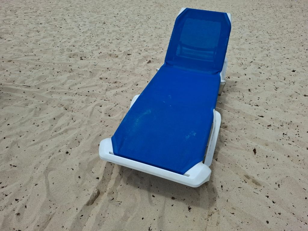 Brandon's Beach - Beach Lounge Chair rentals