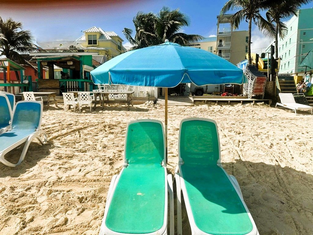 Junkanoo Beach - 2 Beach Lounge Chair and an umbrella rentals