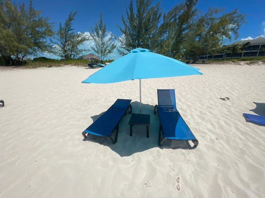Grace Bay Beach - Beach Chair (2) and Umbrella rentals
