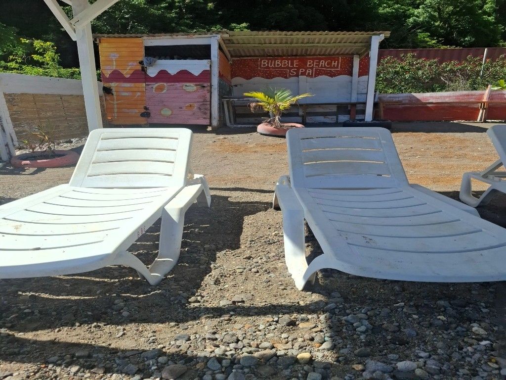 Bubble Spa Beach - 2 Beach Chairs rentals