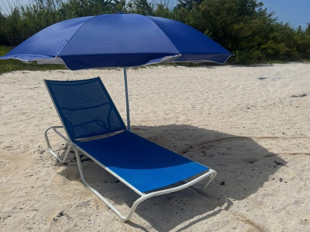 Somerset Long Bay Beach - 1 Beach Lounge Chair and an umbrella rentals