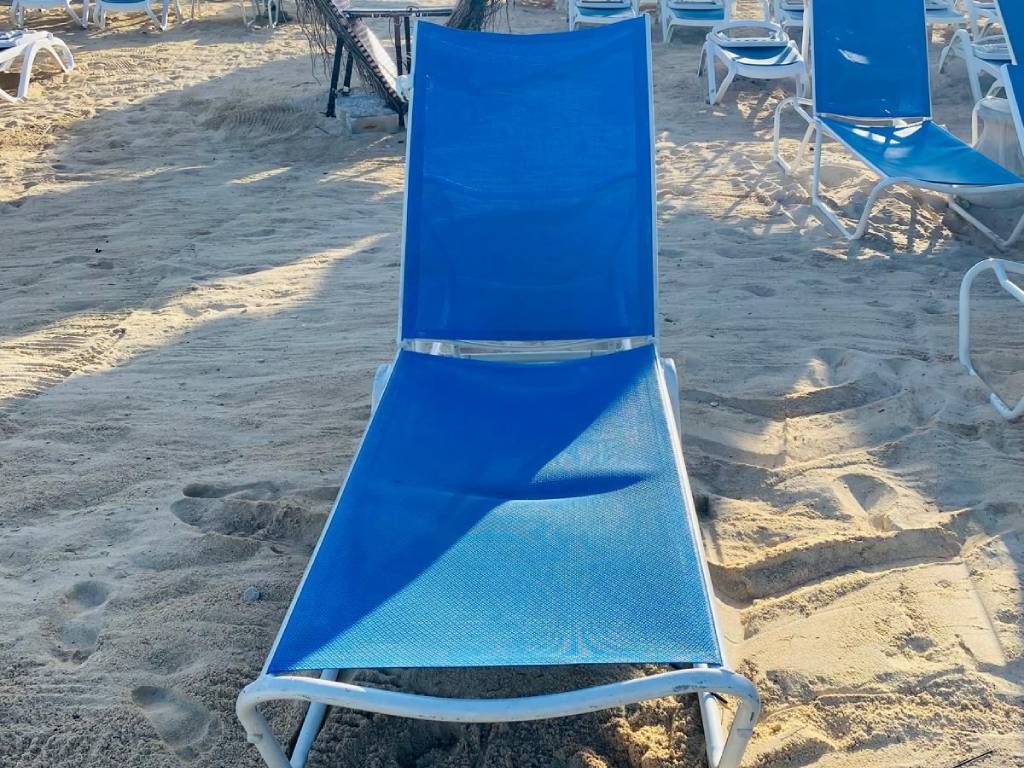 Tobacco Bay Beach - 1 Beach Lounge Chair rentals