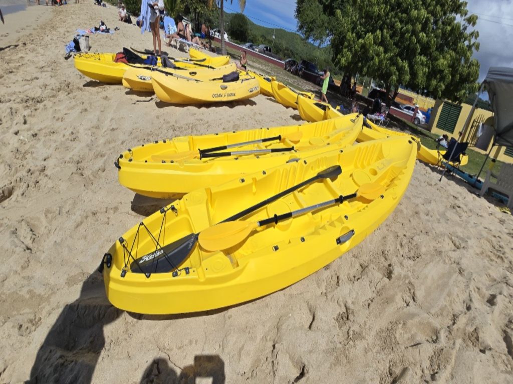 Fort Frederik Beach - Kayak rentals