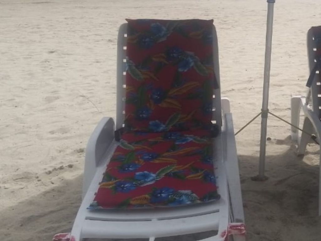 Grand Anse Beach - 1 Beach Lounge Chair, Cushion rentals