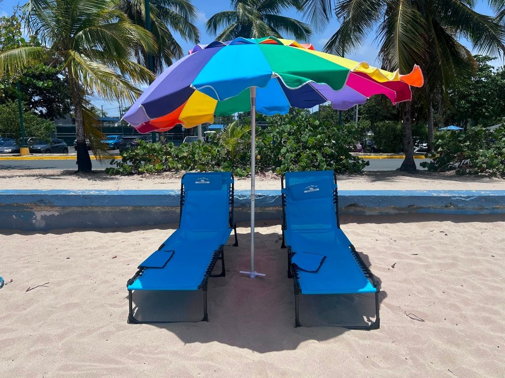 Ocean Park - 2 Beach Lounge Chair and an umbrella rentals