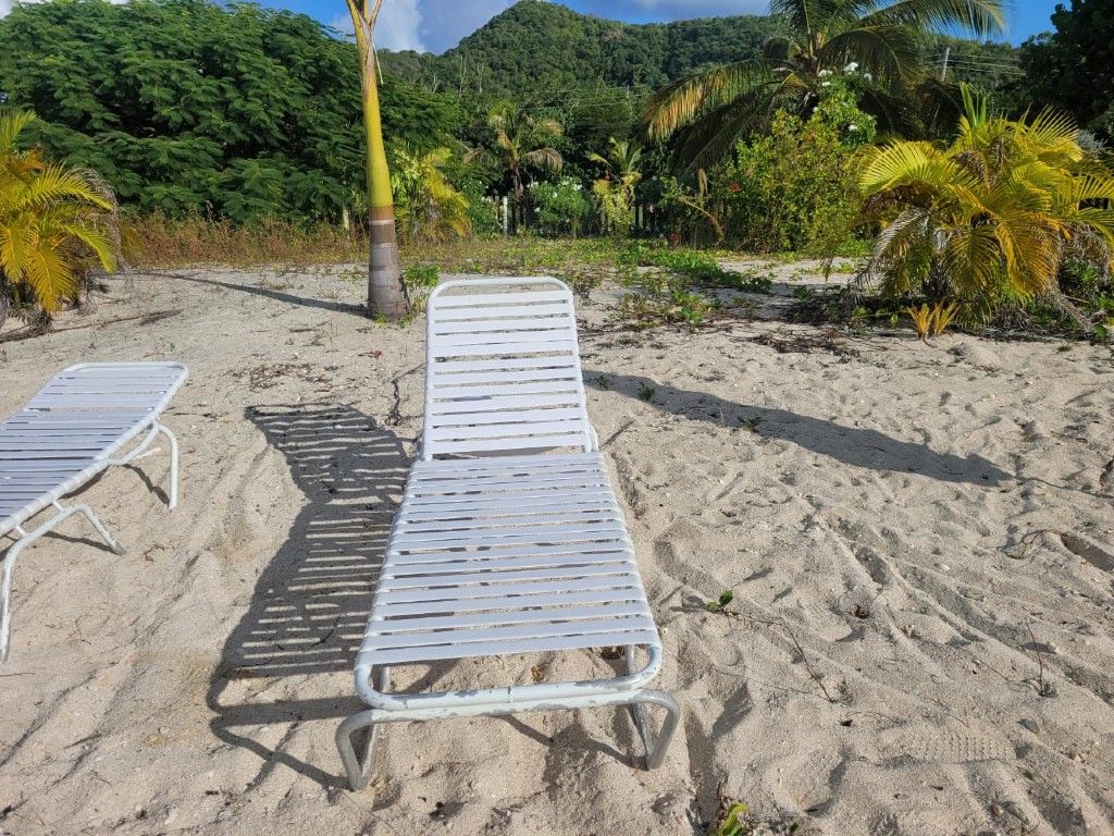 Valley Church Beach - Beach Chair rentals