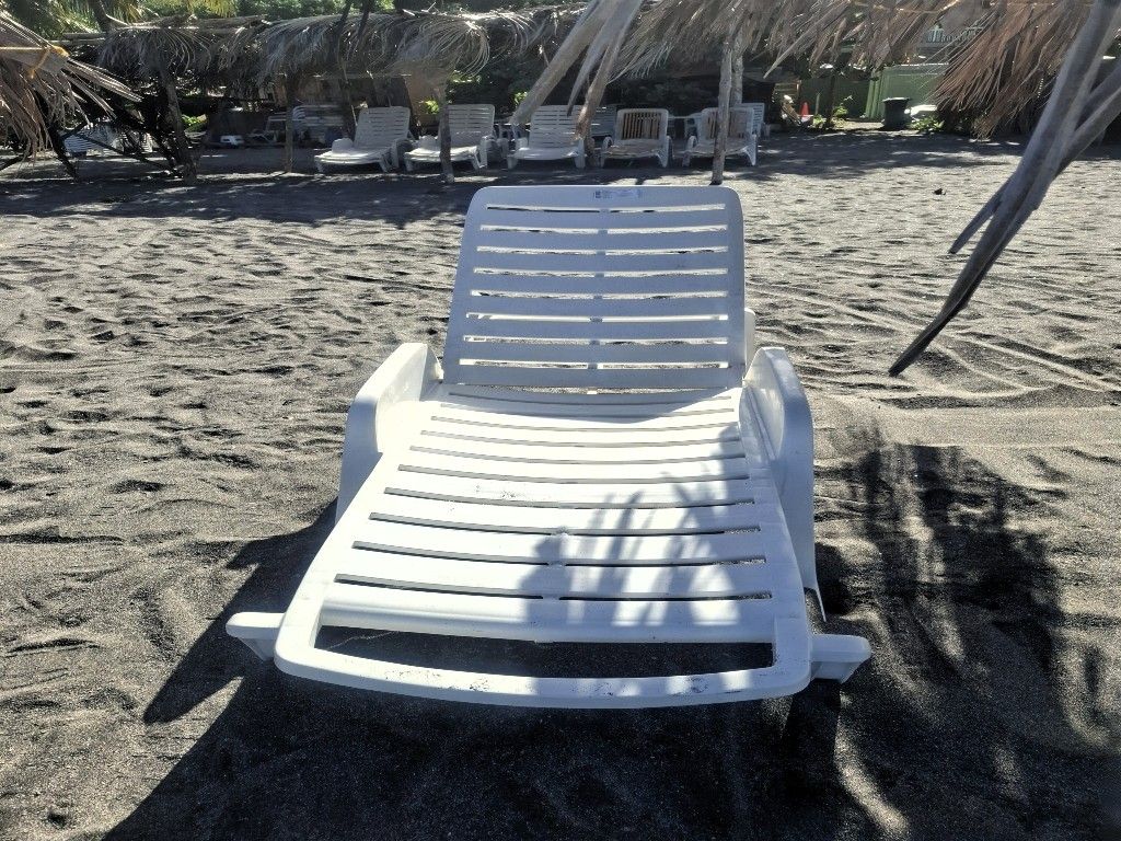 Mero Beach - 1 Beach Chair rentals
