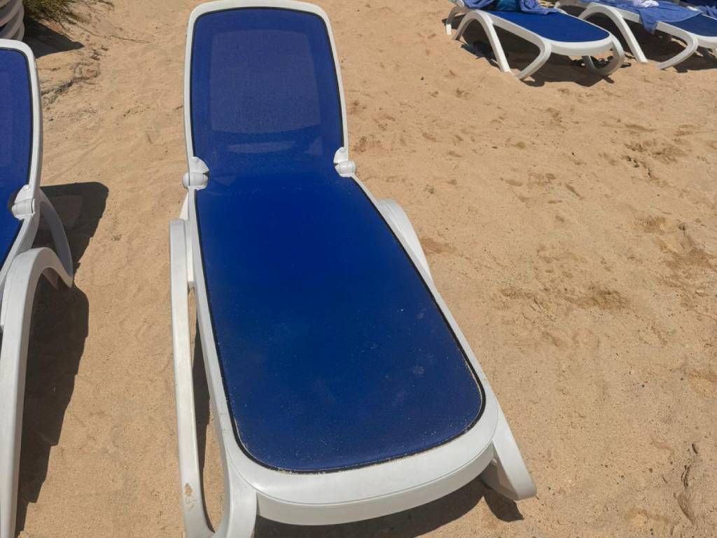 Tobacco Bay Beach - 1 Beach Lounge Chair rentals