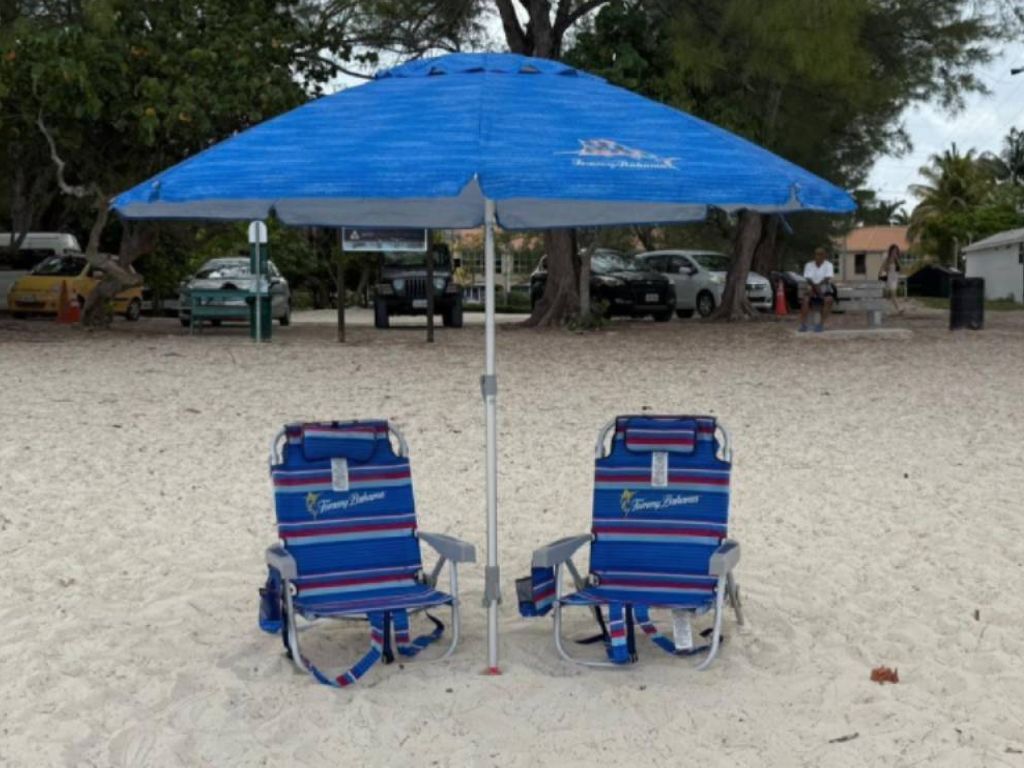 Governors Beach - Beach Chair (2) and Umbrella rentals